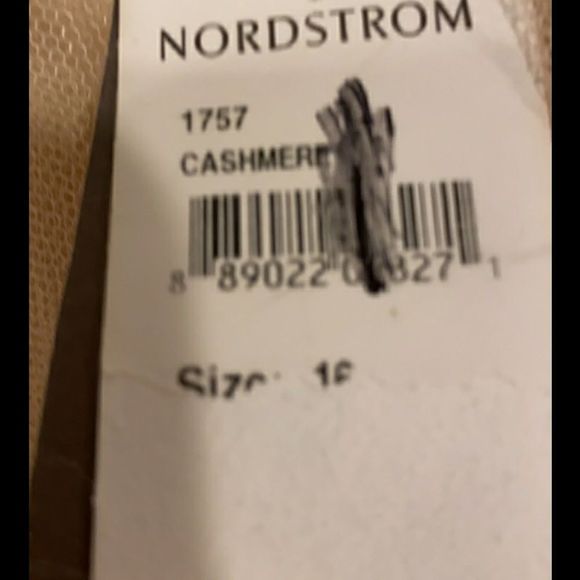 Jenny Yoo Emelie Appliqué Cashmere - Picture 14 of 17